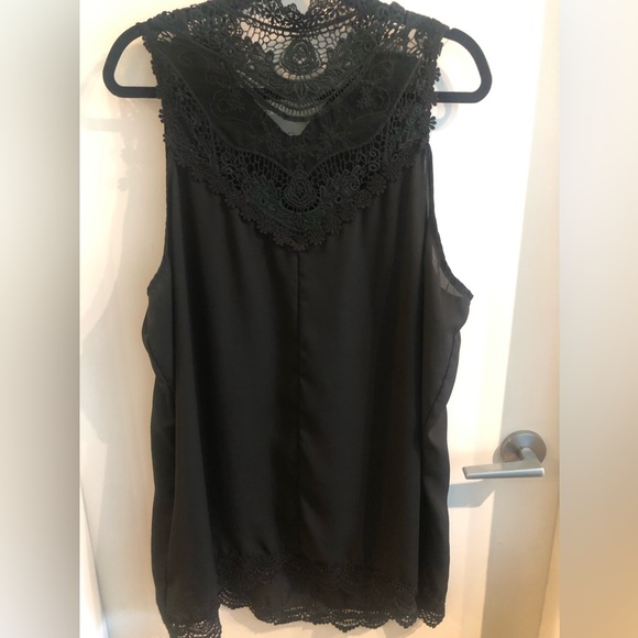 3/$20 BEAUTIFUL BLOUSE 20 FIT - Picture 6 of 7